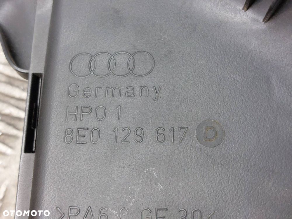OBUDOWA FILTRA PRZEPŁYWOMIERZ DOLOT AUDI A4 B6 2.0 20V ALT 06B133837AG - 10