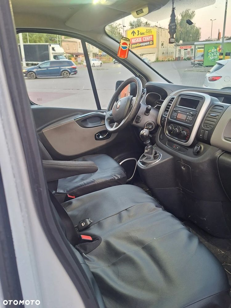 Renault Trafic - 13