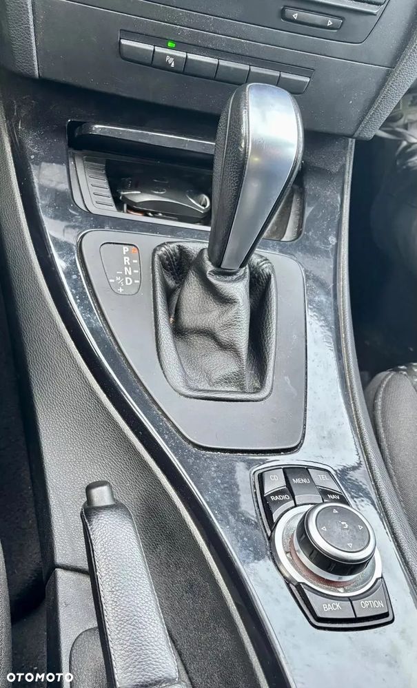 BMW Seria 3 318d - 13