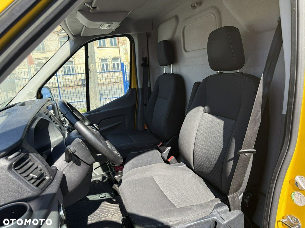 Ford Transit - 15