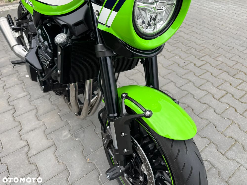Kawasaki Z 900 RS - 11