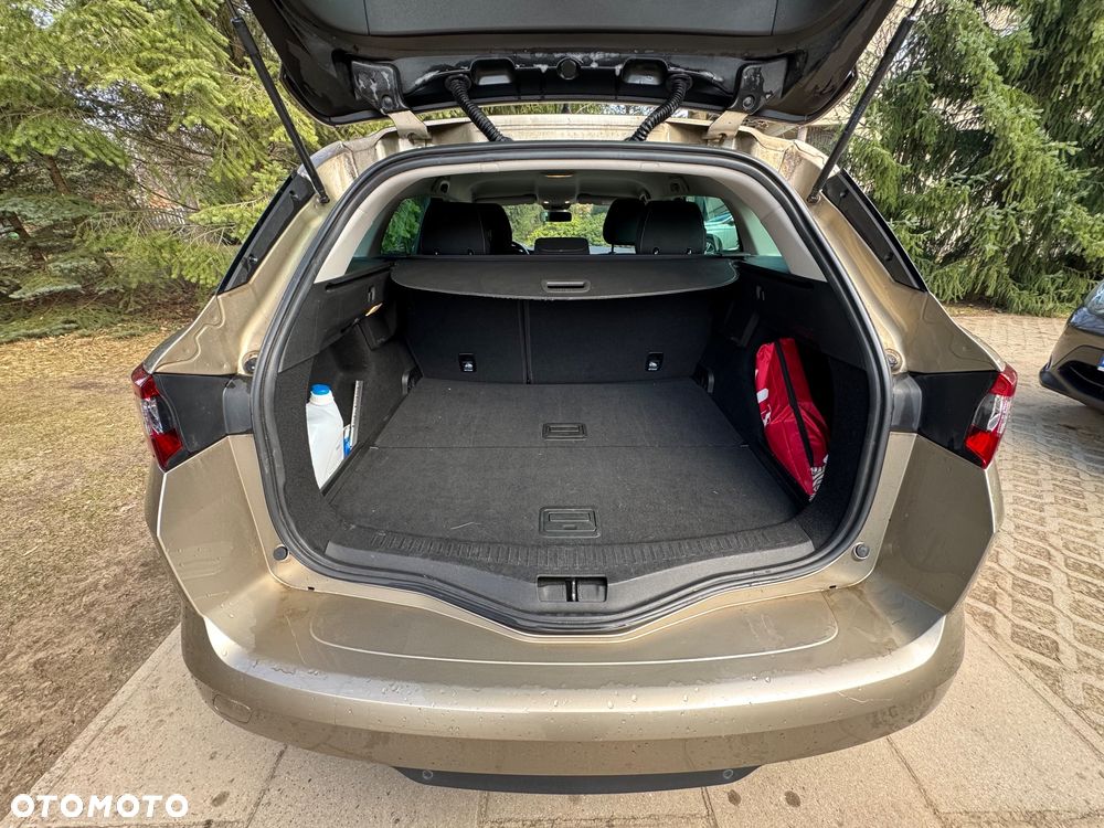 Renault Megane 1.3 TCe FAP Limited EDC - 11