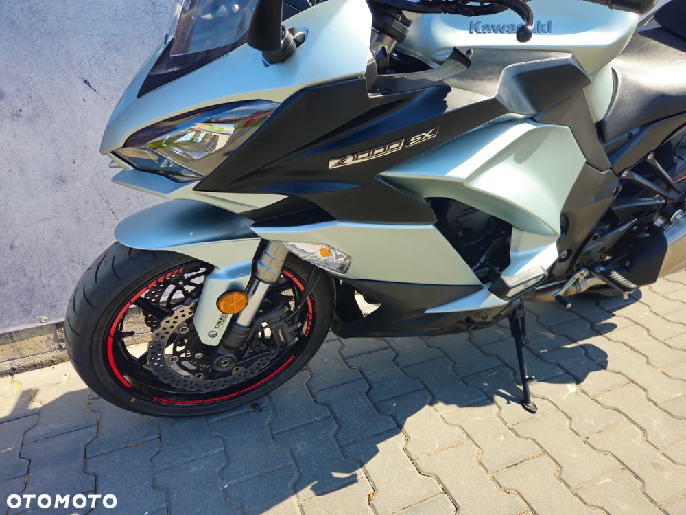 Kawasaki Z - 12