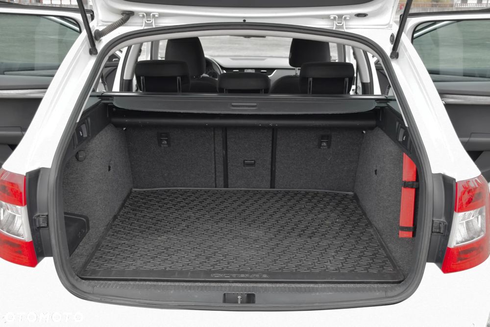 Skoda Octavia 2.0 TDI 4x4 DSG Scout - 10