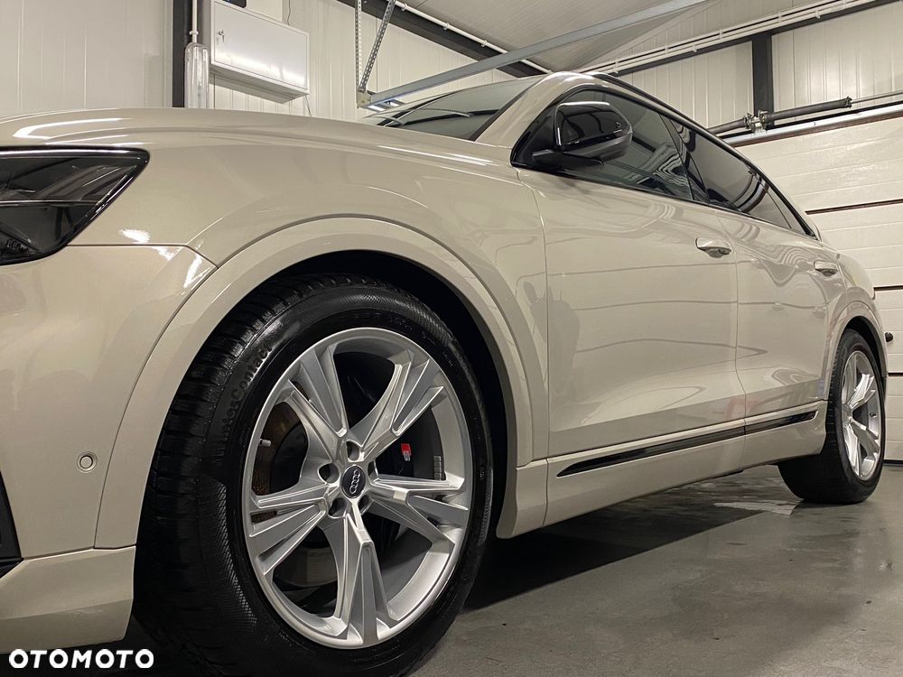 Audi SQ8 TFSI Quattro Tiptronic - 32