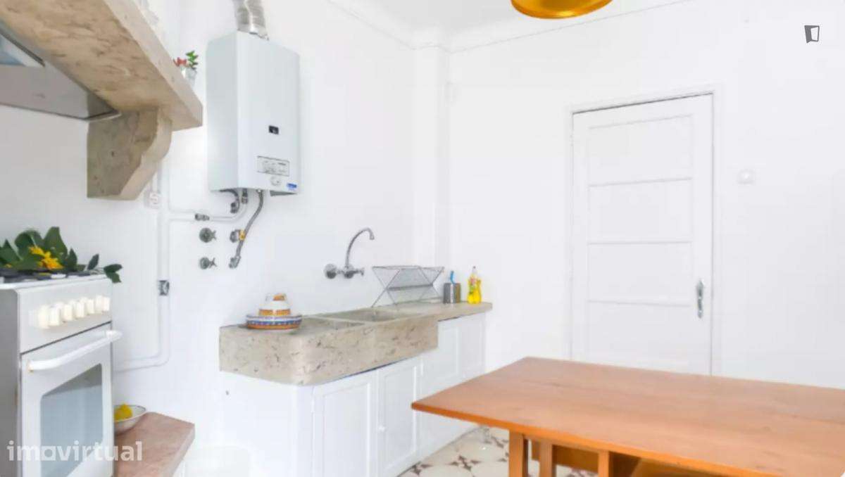 Quarto - localizado em Santa Apolónia Lisbon - Grande imagem: 5/12