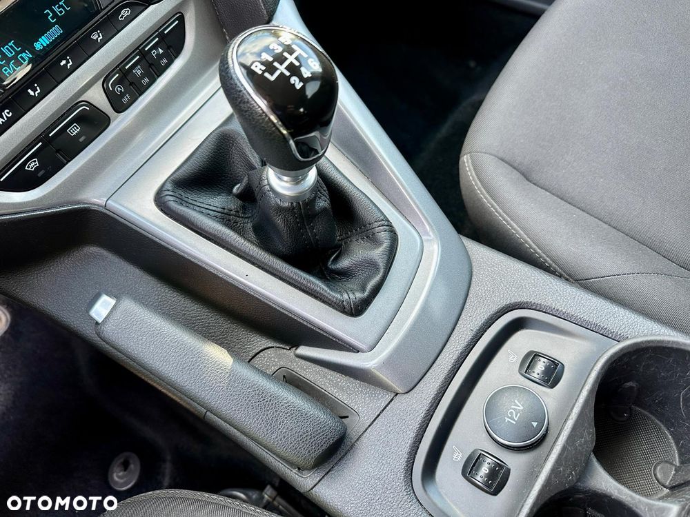 Ford Focus - 37