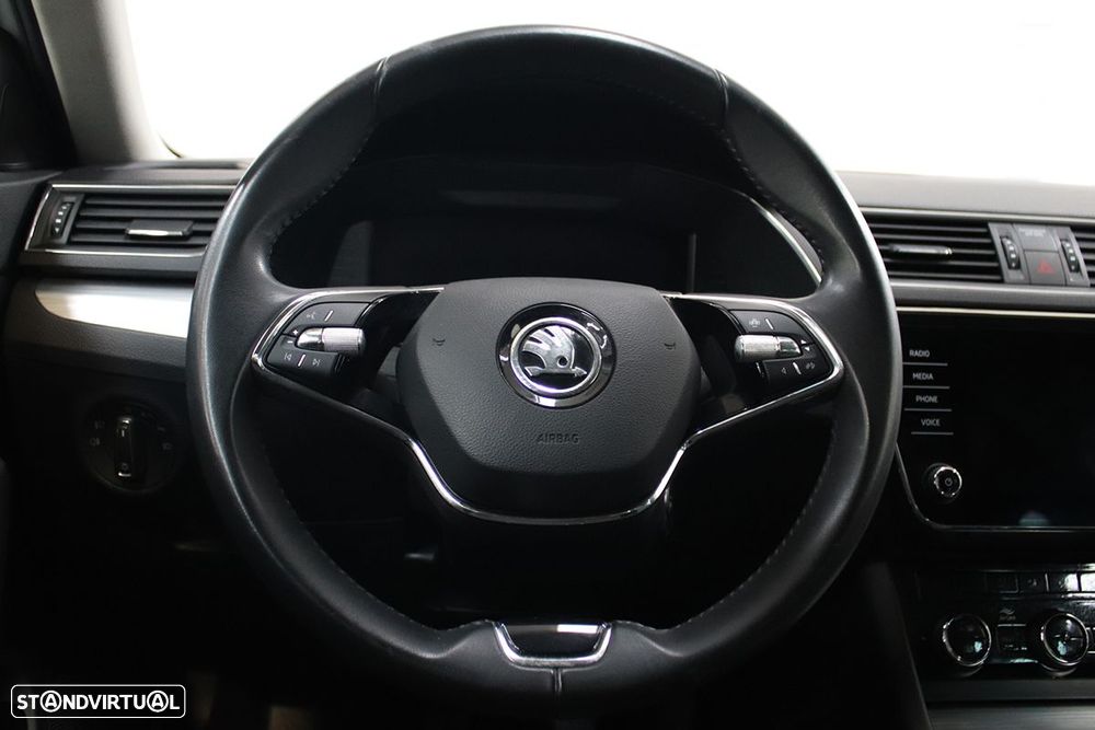 Skoda Superb Break 2.0 TDI Ambition - 16