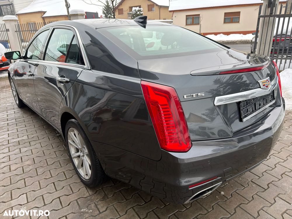 Cadillac CTS - 3