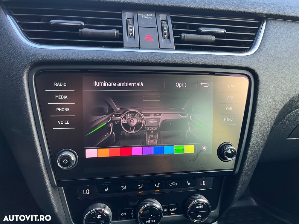 Skoda Octavia 2.0 TDI DSG Style - 11