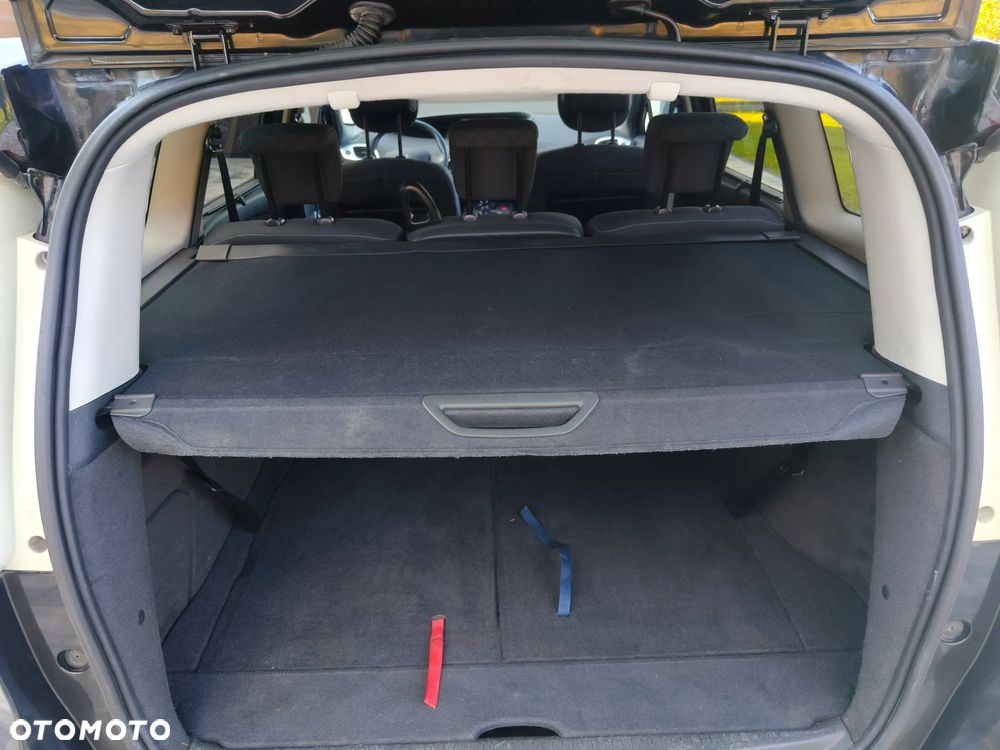 Renault Scenic 1.6 16V 110 Authentique - 24
