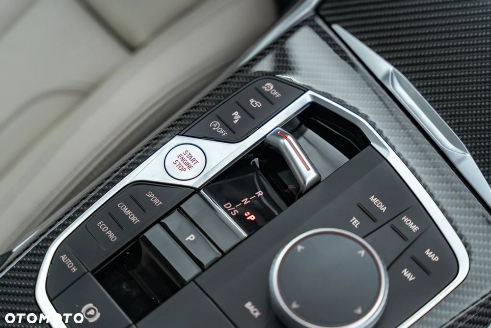 BMW Seria 3 330i xDrive M Sport - 33