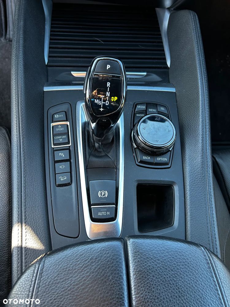 BMW X6 xDrive40d - 12