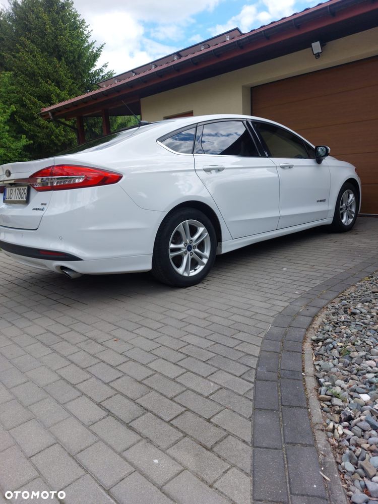 Ford Mondeo - 16