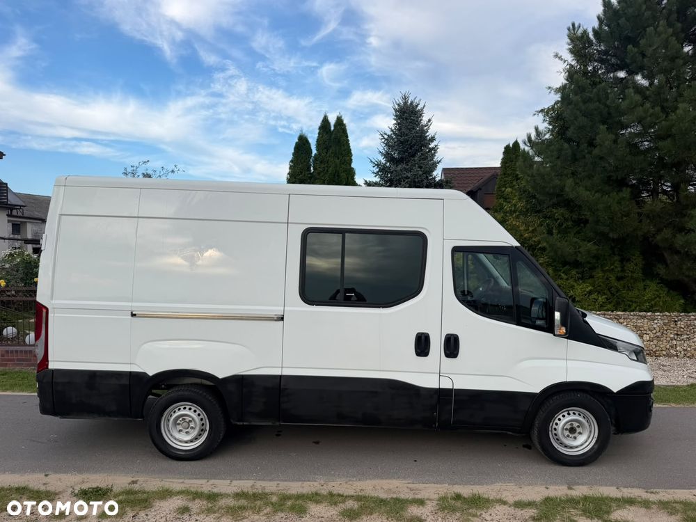 Iveco DAILY _ Tylko 116.000km ! _ 2018 Rok _ L3H2 _ 7 Osobowy - 26