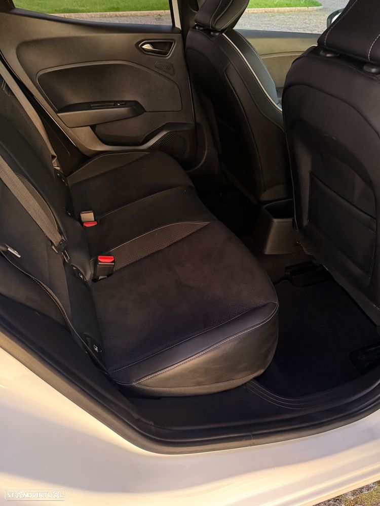 Renault Clio - 14