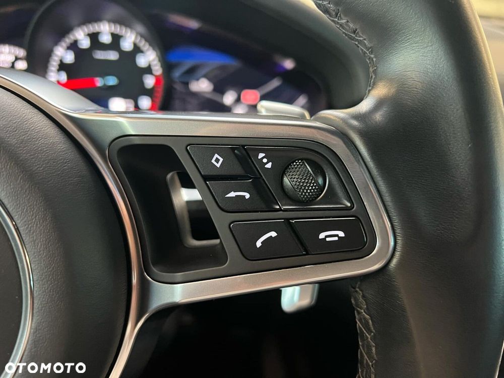 Porsche Cayenne Standard - 13