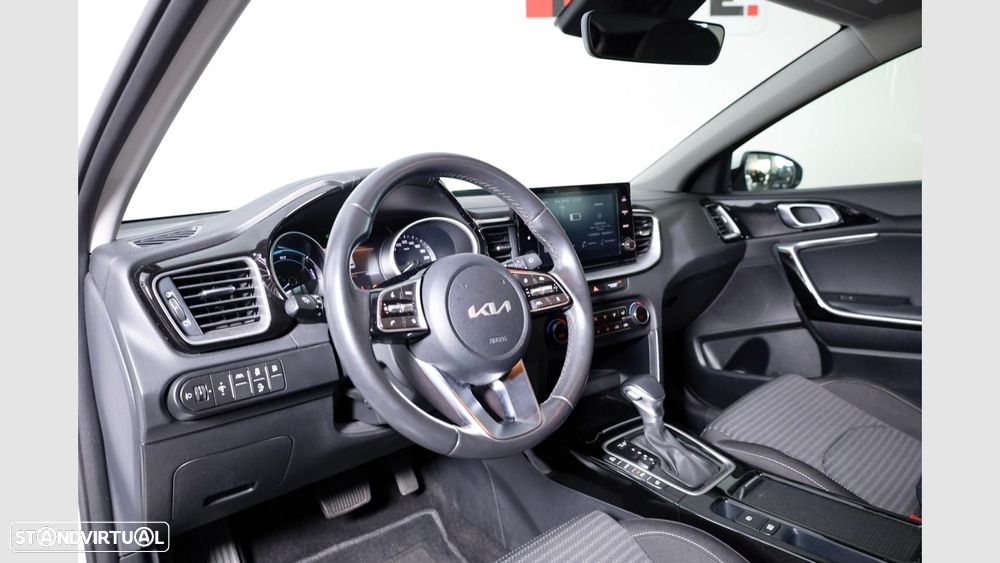 Kia XCeed 1.6 GDi PHEV Drive - 10