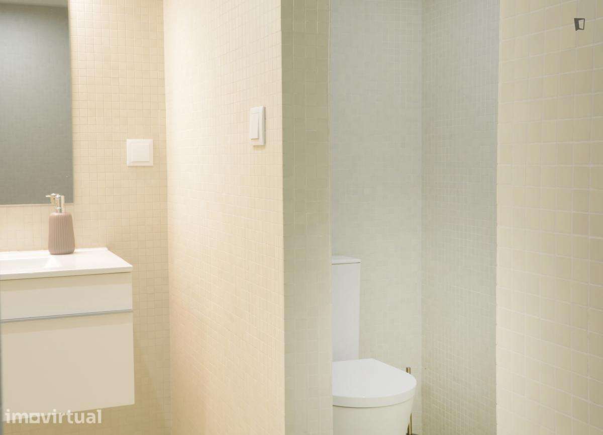 Apartamento com 2 quartos - localizado em Vitória Porto - Grande imagem: 5/25