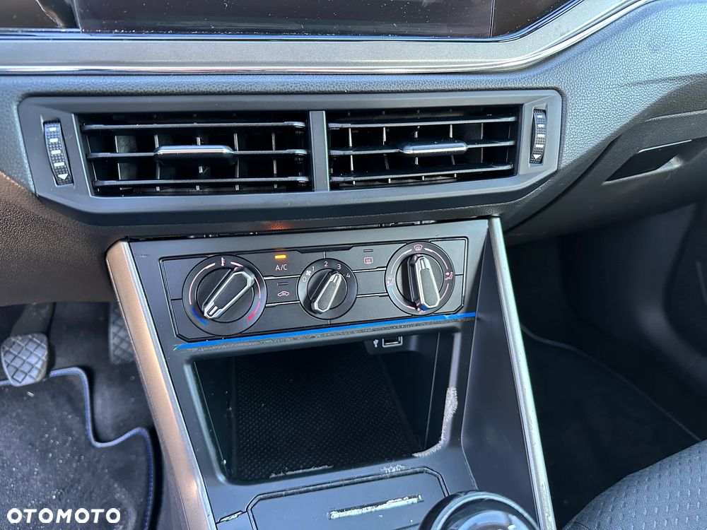 Volkswagen Polo - 16