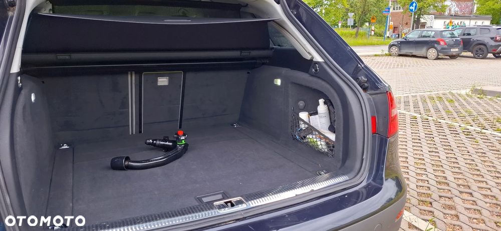 Audi A4 Allroad - 11