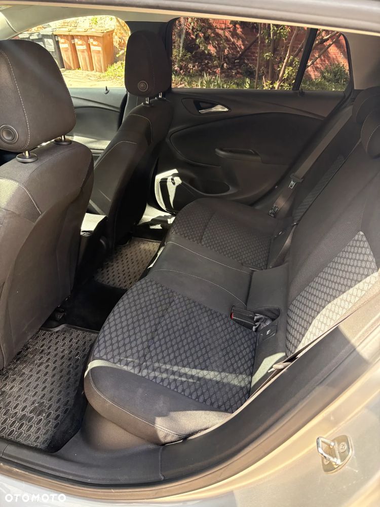 Opel Astra 1.6 CDTI Enjoy S&S - 6