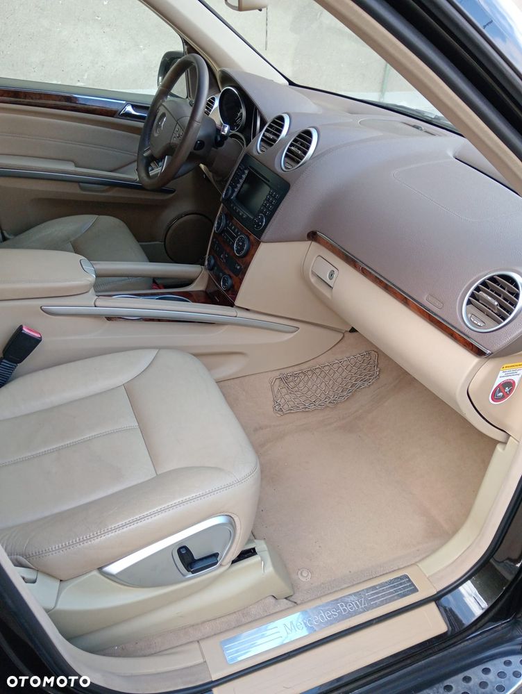 Mercedes-Benz GL 320 CDI - 10