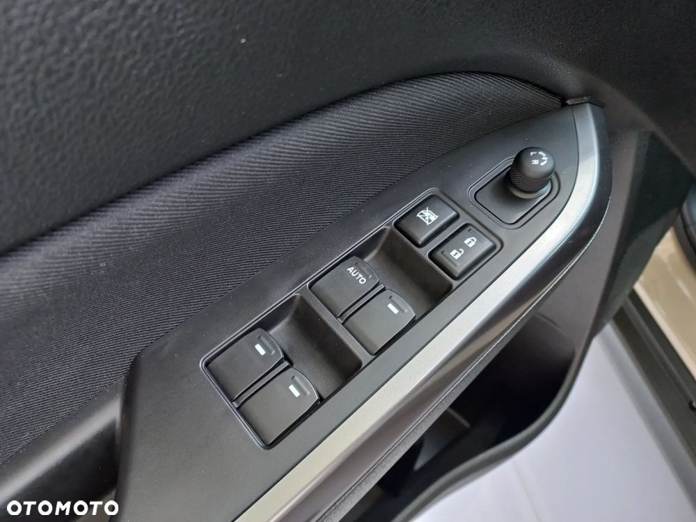 Suzuki Vitara 1.5 DualJet Hybrid Premium Plus 4WD AGS - 18