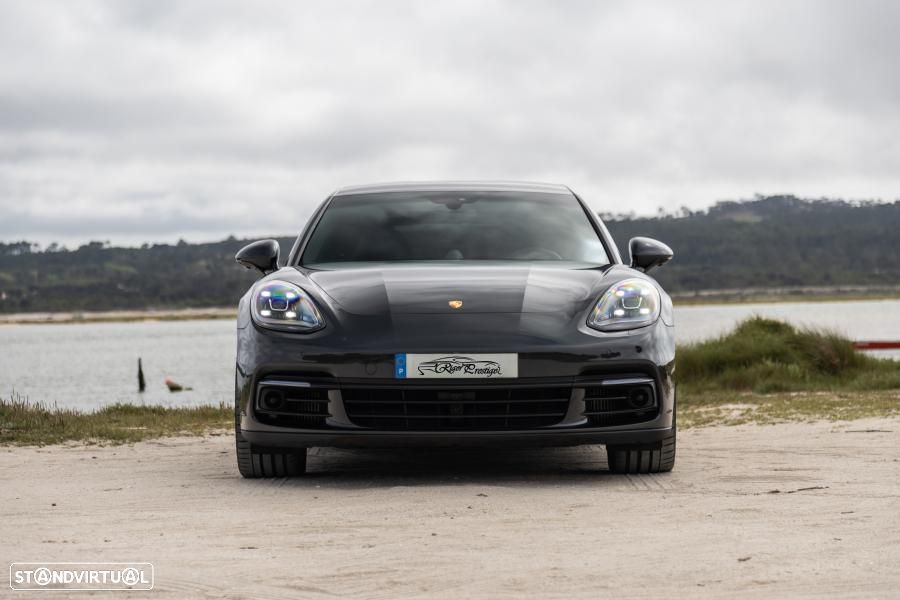 Porsche Panamera Sport Turismo 4 E-Hybrid - 17