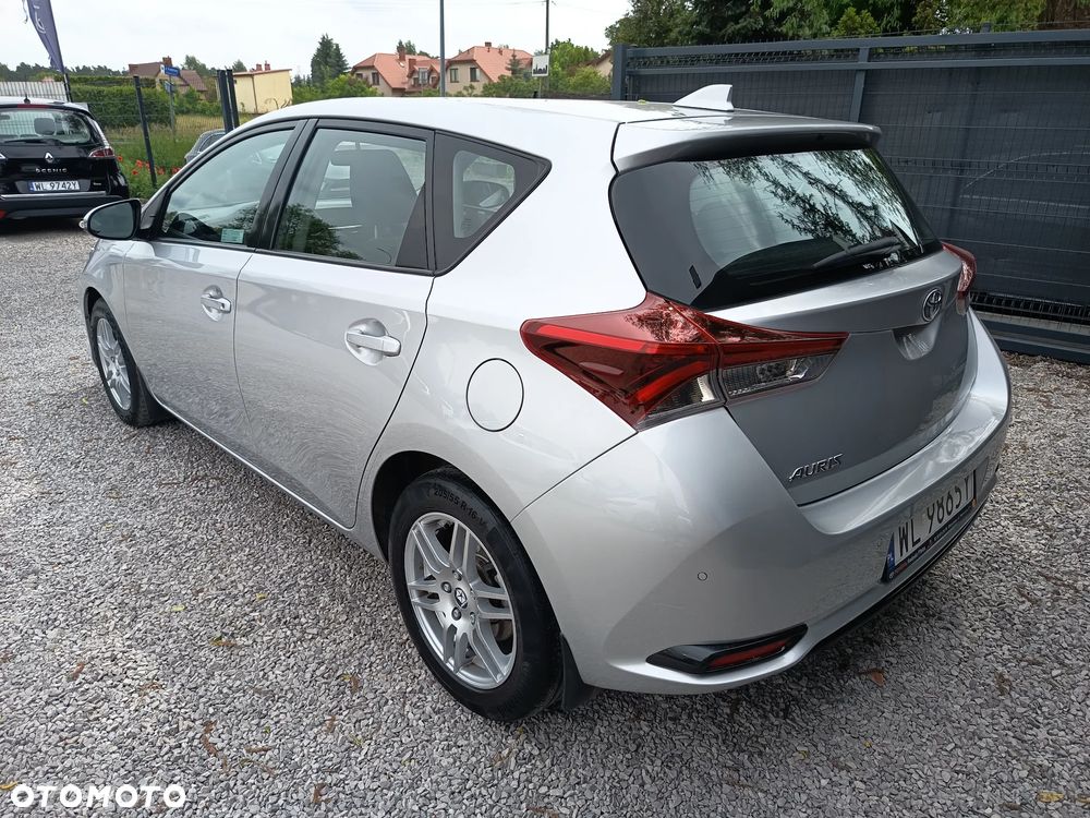 Toyota Auris 1.33 VVT-i Life - 7