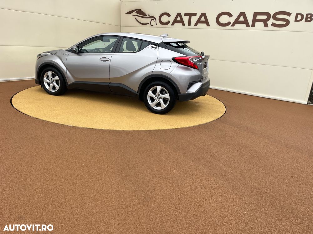 Toyota C-HR - 9