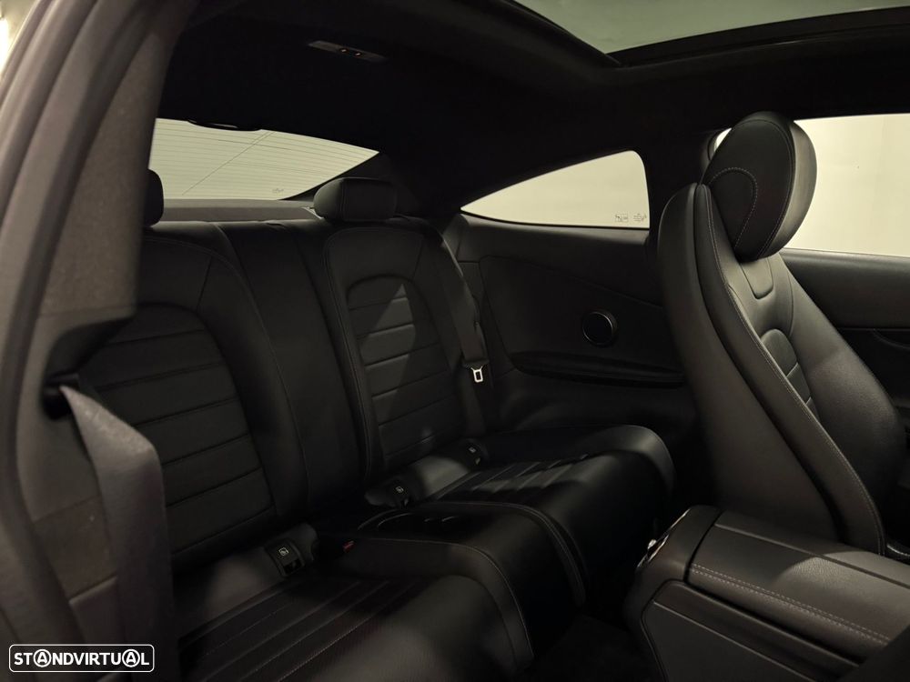 Mercedes-Benz C 220 d Aut. - 32