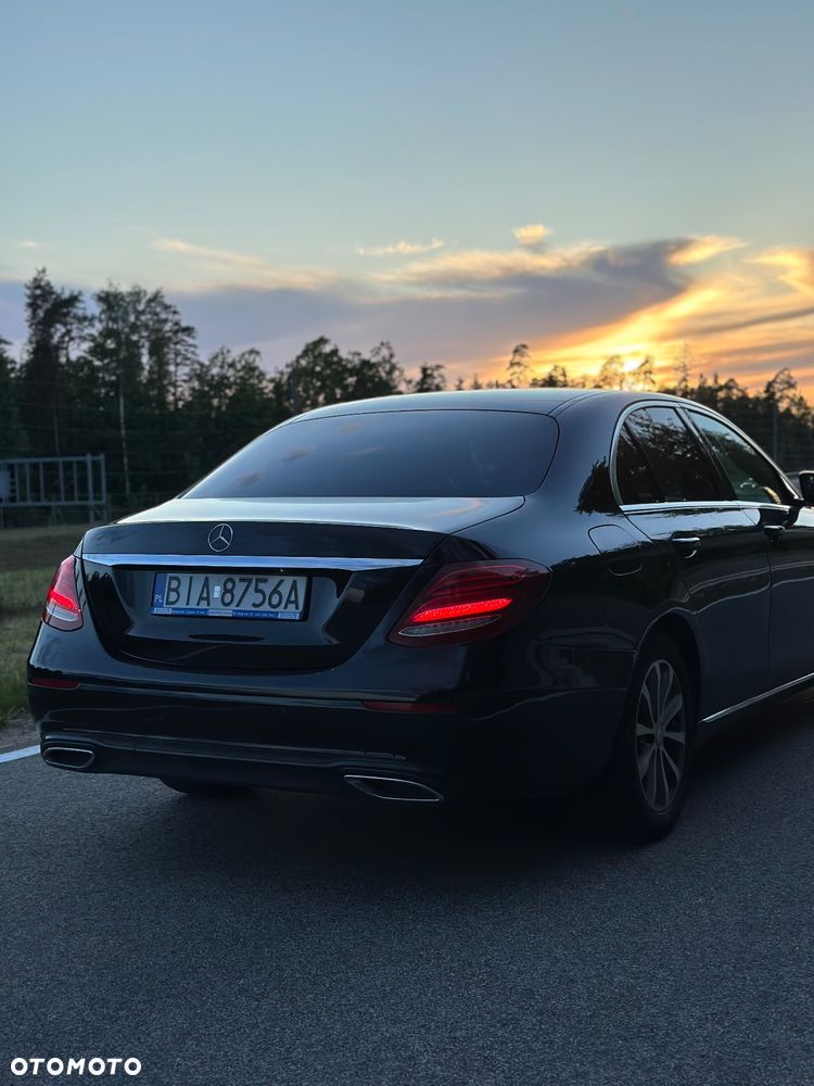 Mercedes-Benz Klasa E 200 d 9G-TRONIC - 11