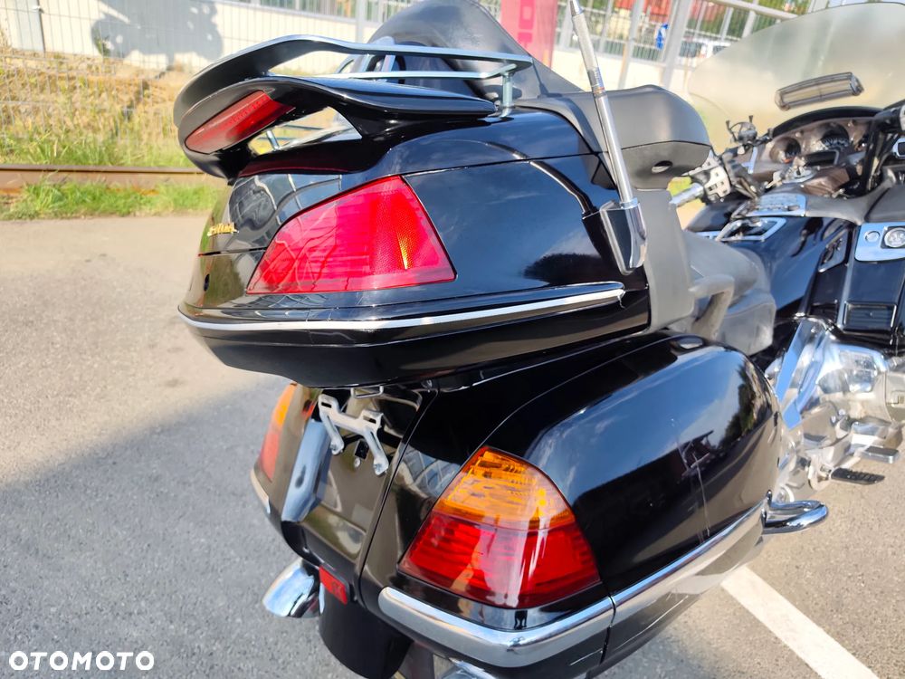 Honda GL - 23