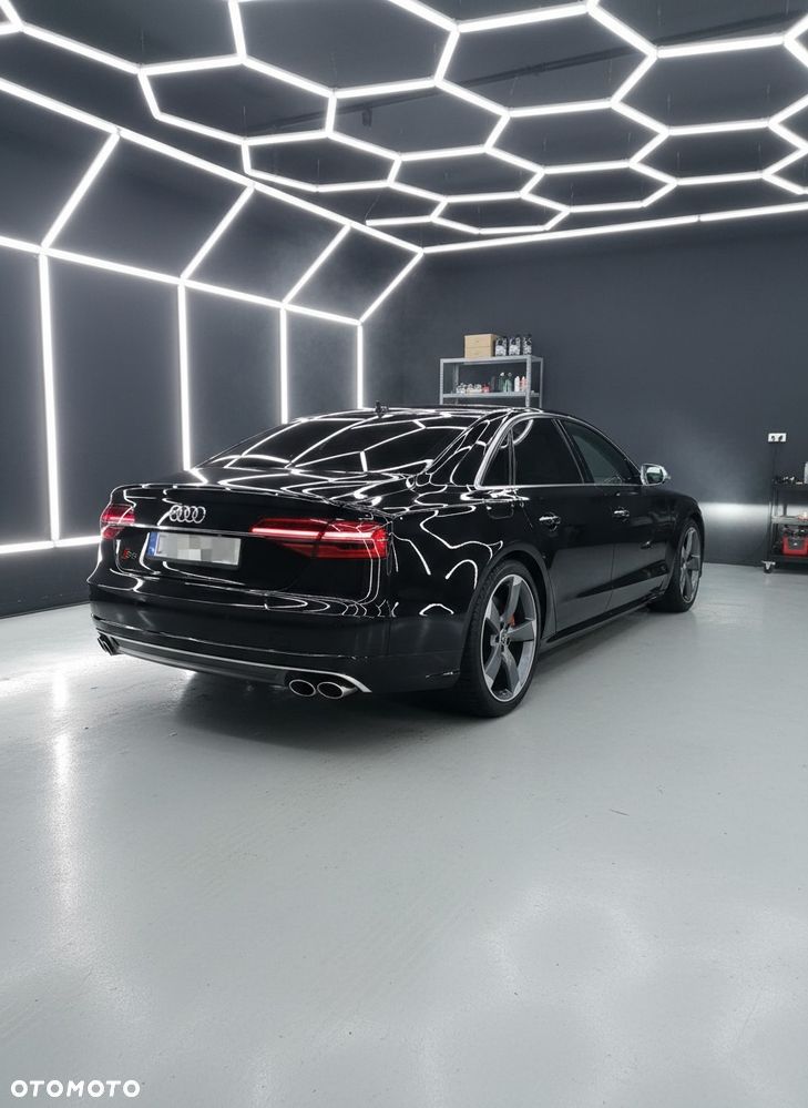 Audi S8 4.0 TFSI Quattro - 2