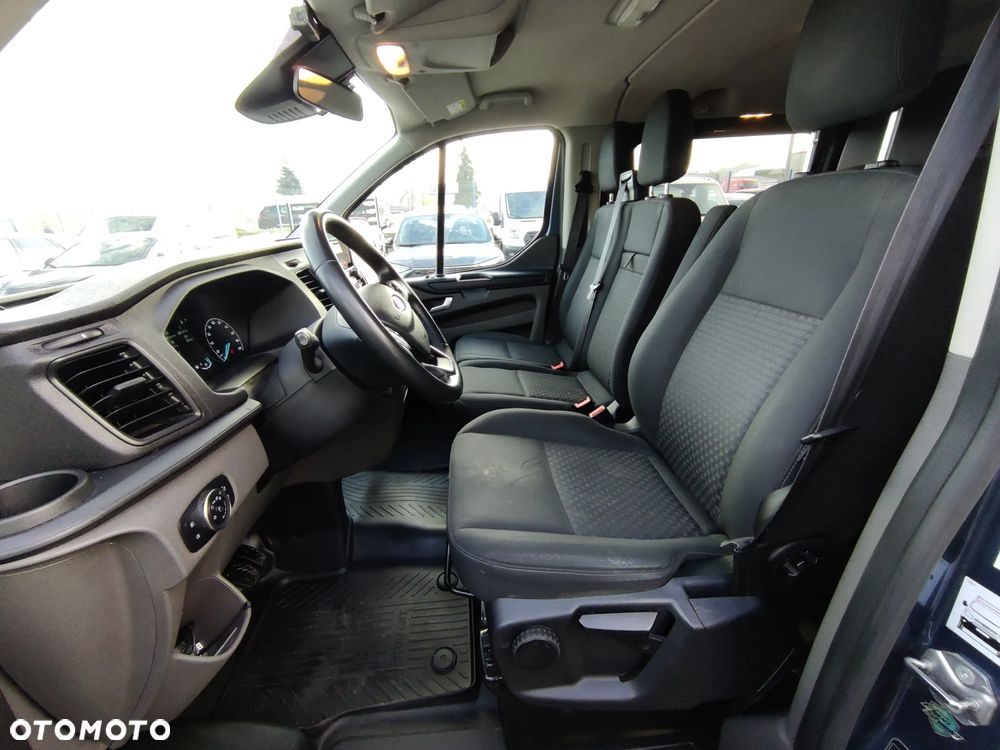 Ford Transit Custom 300 L2H1 Limited (bryg.) - 15
