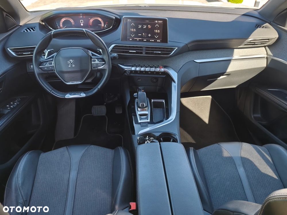 Peugeot 5008 BlueHDi 130 EAT8 GT - 27