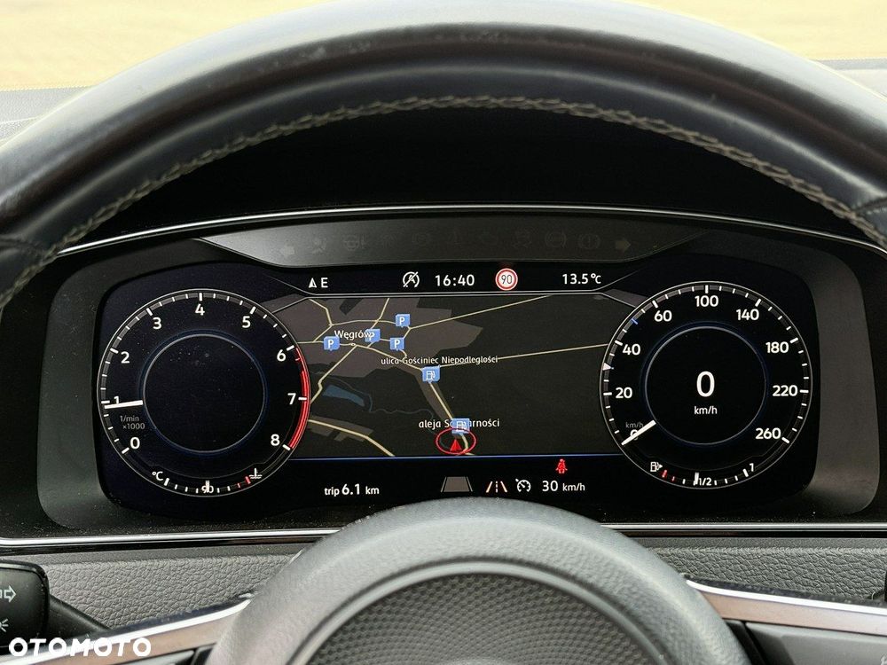 Volkswagen Golf 1.5 TSI EVO R-Line - 23