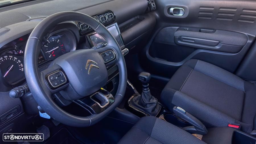 Citroën C3 1.2 PureTech Shine - 31