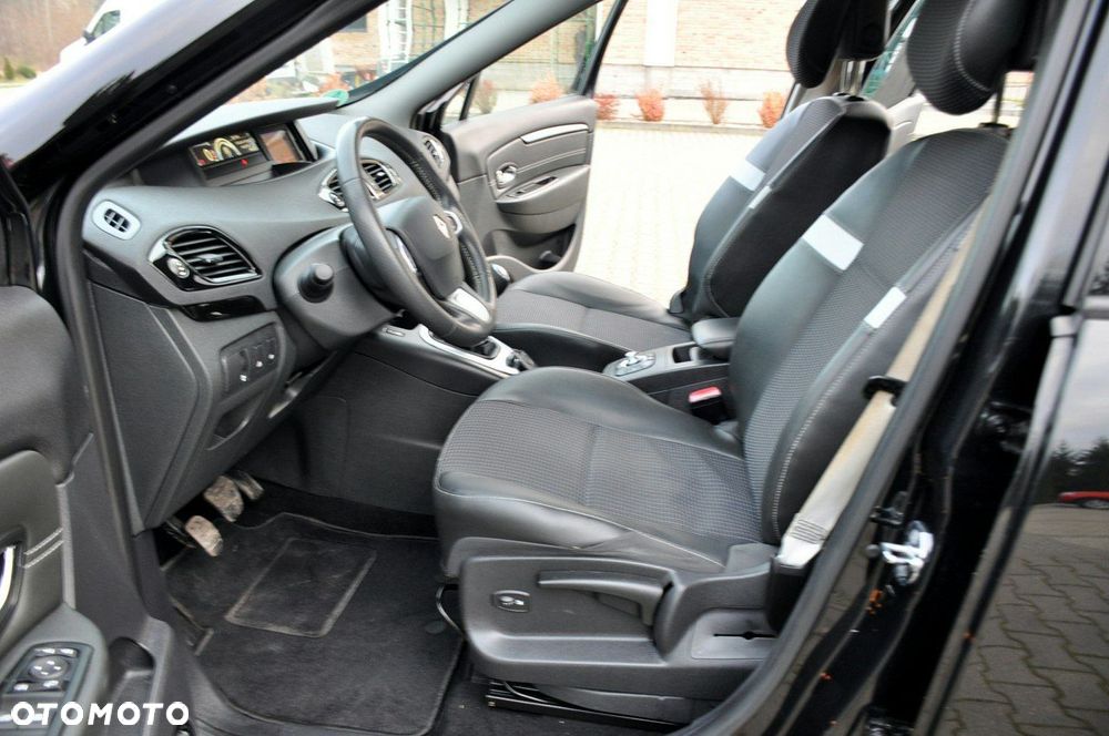 Renault Scenic - 24