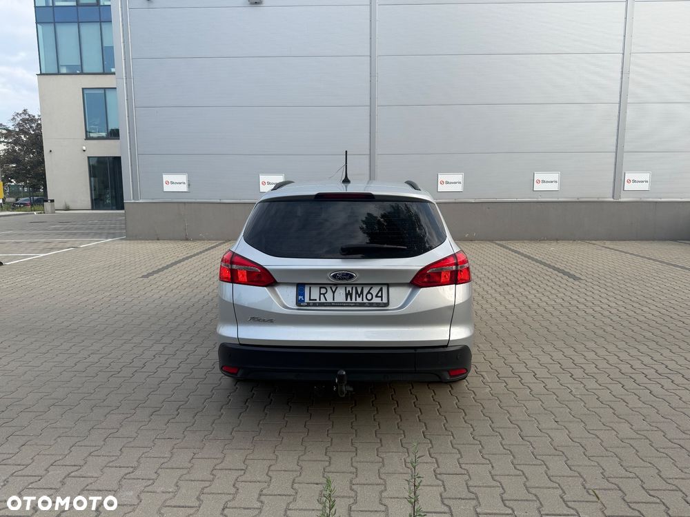 Ford Focus - 8