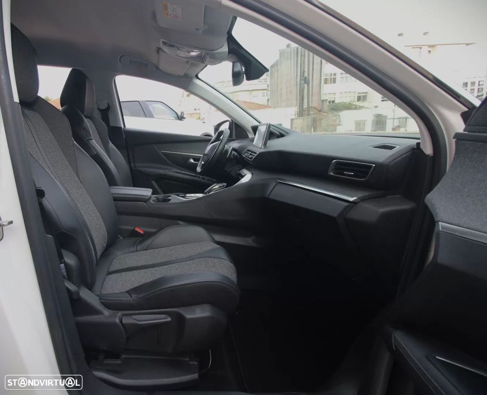 Peugeot 3008 - 26