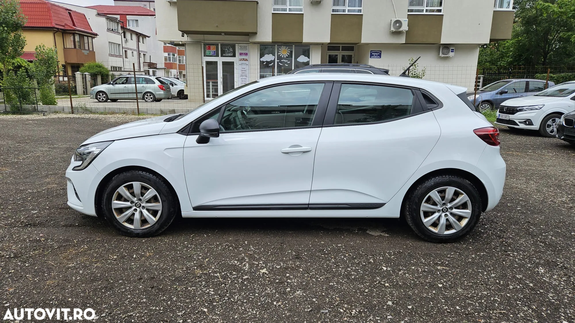 Renault Clio V SCe Zen - 2