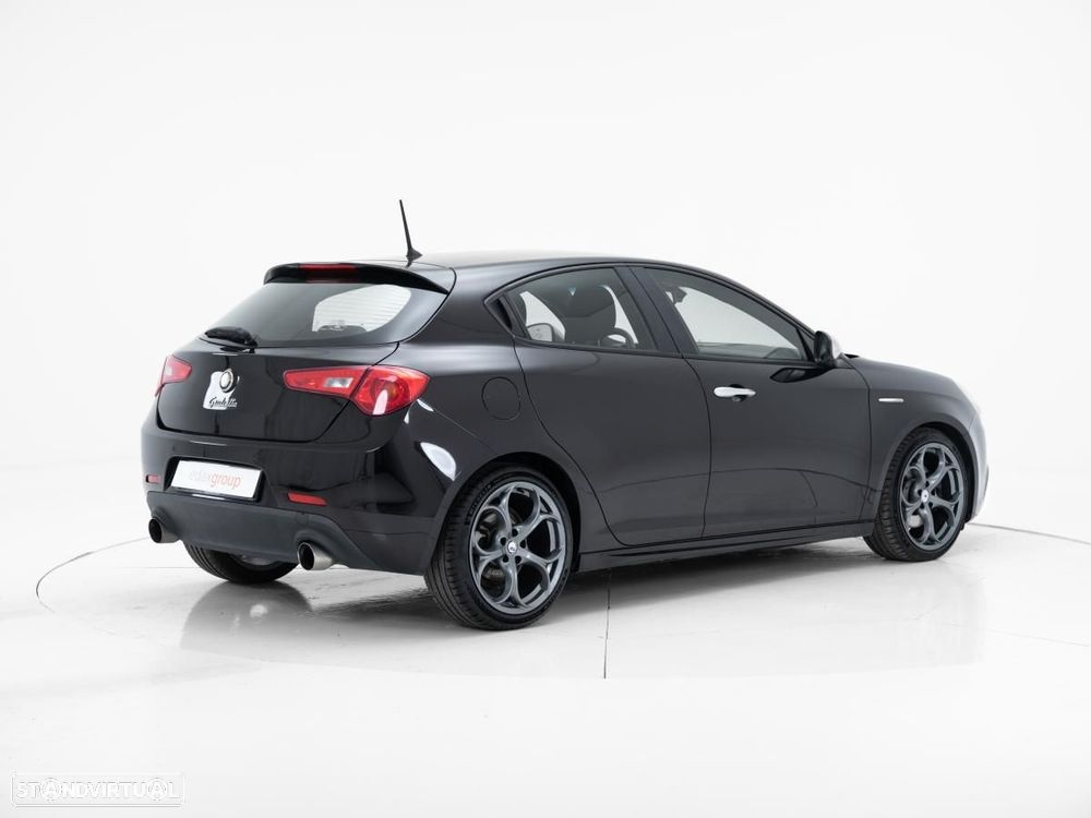 Alfa Romeo Giulietta - 4