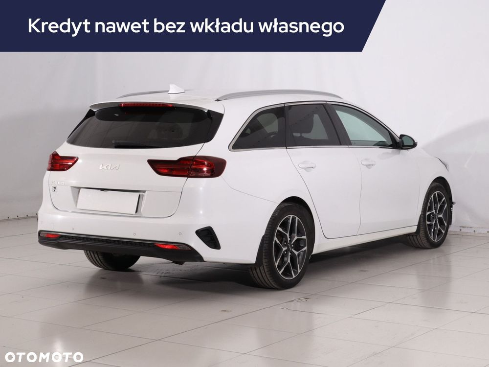 Kia Ceed - 7