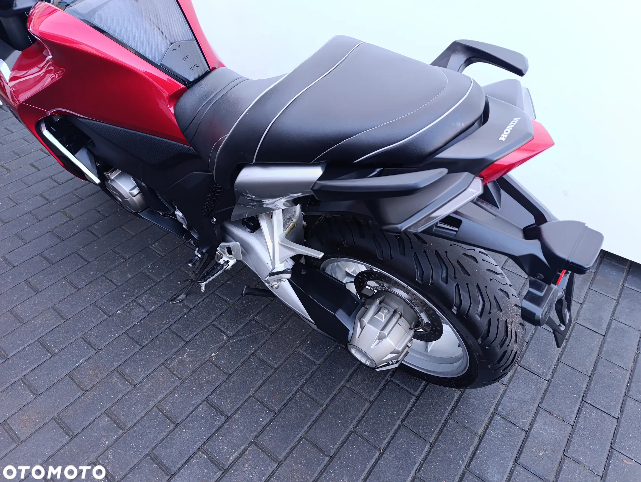 Honda VFR - 17