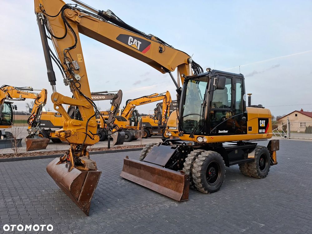Caterpillar CAT M313D Niwelacja 3D Leica - 2
