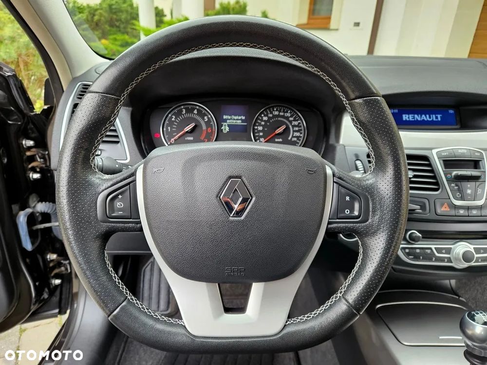 Renault Laguna 2.0 Limited - 16