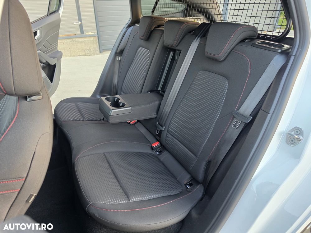 Ford Focus 1.5 EcoBoost ST-Line - 17