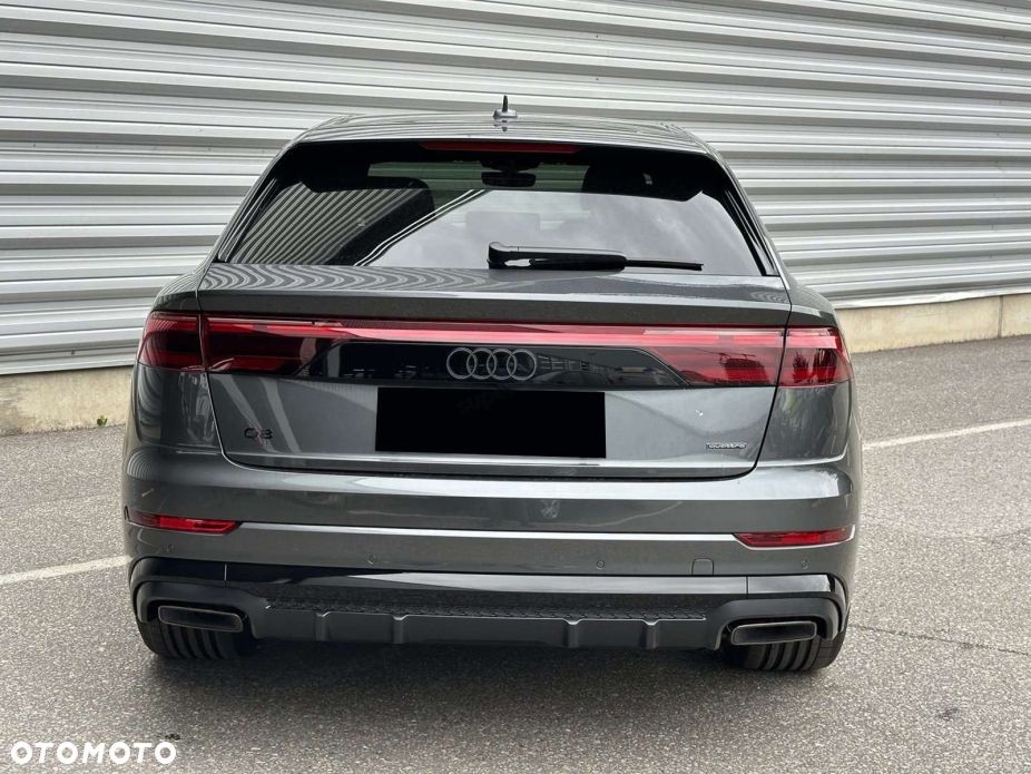 Audi Q8 - 3